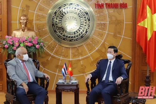 Chủ tịch UBND tỉnh Đỗ Minh Tuấn tiếp, làm việc với Đại sứ đặc mệnh toàn quyền Cộng hòa Cuba tại Việt Nam
