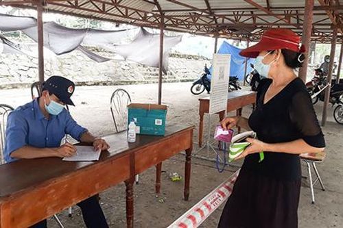 Đảm bảo phòng, chống dịch bệnh tại chợ ở Đông Hà