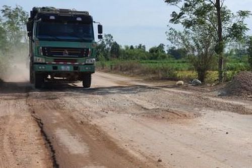 Kinh tế Xây dựng - Giao thông Đề nghị khắc phục hư hỏng tại các Tỉnh lộ do phục vụ Dự án cao tốc Cam Lộ - La Sơn