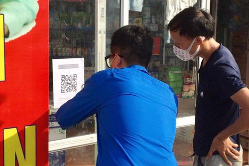 Người dân Hà Nội đã quen với quét mã QR