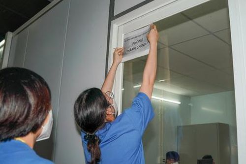 Tiếp nhận chuyển giao Trung tâm Hồi sức người bệnh COVID-19 đã hoàn thành 'sứ mệnh'