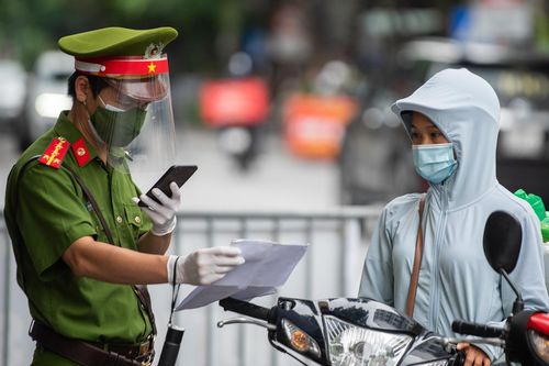 TS Nguyễn Sĩ Dũng: Hàng loạt địa phương vẫn áp đặt Zero Covid
