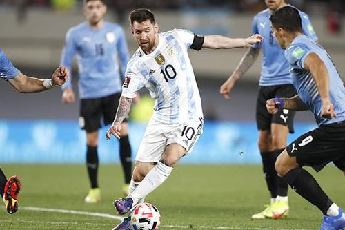 Vòng loại World Cup khu vực Nam Mỹ: Cơ hội để Argentina tiệm cận Brazil?