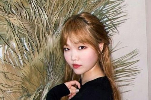 ARMY chân chính lên tiếng khi fan BTS lao vào chê bai ngoại hình nghệ sĩ thần đồng của YG