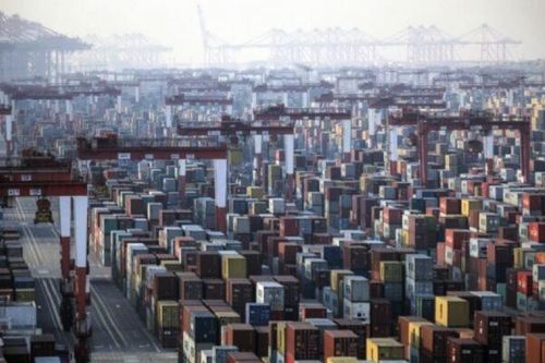 Xuất khẩu Trung Quốc tăng kỷ lục khi nhu cầu tiêu dùng át cả khủng hoảng điện năng
