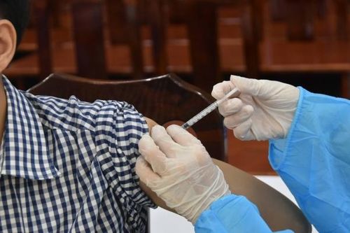 Sẽ tiêm mũi 1 vắc xin COVID-19 cho trẻ em ngay trong tháng 10