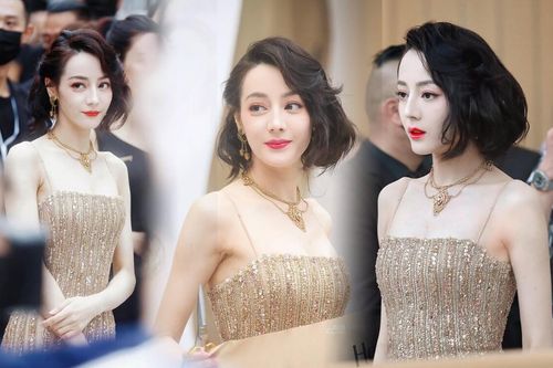 Địch Lệ Nhiệt Ba gây sốt với vẻ đẹp kinh diễm tại sự kiện: Mỗi lần xuất hiện là một tạo hình mới!