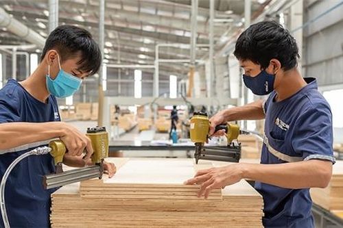 Doanh nghiệp tại Bình Dương được 'sản xuất trước, hậu kiểm sau'