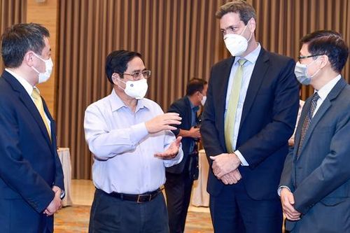 Thủ tướng: Đây là thời điểm thích hợp để đổi mới tư duy về vận hành và quản trị kinh tế