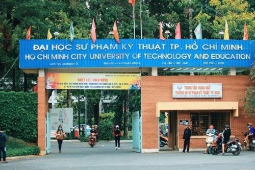 TP. HCM: Trường Đại học đầu tiên thông báo cho sinh viên học tập trung