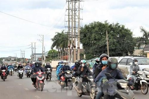 Dịch được kiểm soát, người lao động bắt đầu trở lại các tỉnh Đông Nam bộ