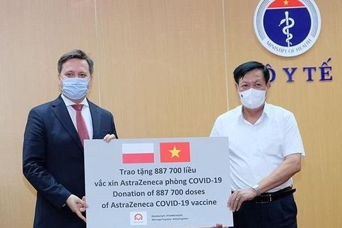 Việt Nam nhận thêm 2 triệu liều vắc xin AstraZeneca do Ba Lan và Hàn Quốc tài trợ