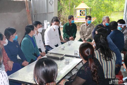 Sở Giáo dục và Đào tạo Nghệ An thăm hỏi gia đình học sinh bị tử vong ở Nam Đàn