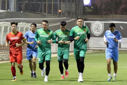 Nhận điện 'nền móng' của bóng đá Việt
