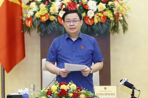 Chủ tịch Quốc hội chủ trì làm việc về chính sách tài khóa và tiền tệ