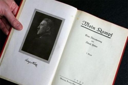 Khám phá bí ẩn bộ sưu tập cổ vật của trùm phát xít Hitler