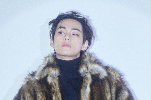 V (BTS) chính thức lên tiếng hậu nghi vấn hẹn hò ái nữ nhà tài phiệt, thẳng thắn cảnh cáo kẻ tung tin đồn