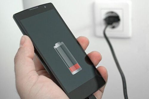 Học sinh lớp 5 tử vong do điện thoại phát nổ: Sở GD&ĐT yêu cầu rà soát thiết bị dạy và học trực tuyến