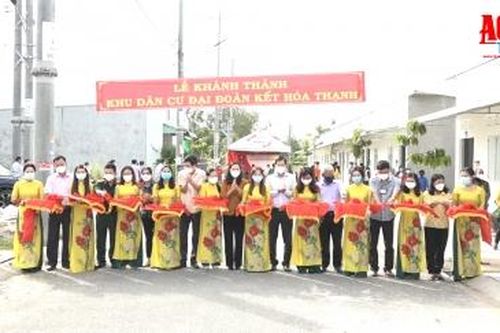 TP. Long Xuyên khánh thành Khu dân cư Đại đoàn kết Hòa Thạnh