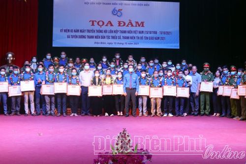 Tuyên dương 65 thanh niên dân tộc thiểu số, tín đồ tôn giáo tiêu biểu