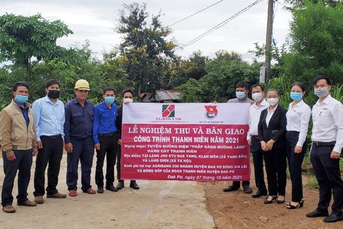 Đak Pơ: 'Tuyến đường thanh niên' góp phần xây dựng nông thôn mới