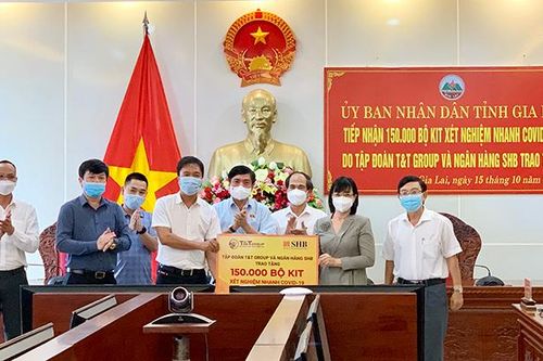 Gia Lai: Tiếp nhận 150.000 bộ Kit test nhanh Covid-19 trị giá gần 7 tỷ đồng