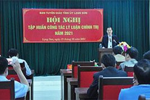 86 cán bộ, giảng viên dự tập huấn công tác giáo dục lý luận chính trịTin khácThành phố Lạng Sơn: Vững bước trên đường phát triểnDoanh nghiệp Lạng Sơn: Xây dựng, phát triển văn hóa doanh nghiệp