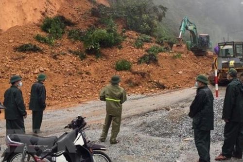 Mưa lũ gây sạt lở, ngập một số điểm trên các tuyến quốc lộ ở Thanh Hóa