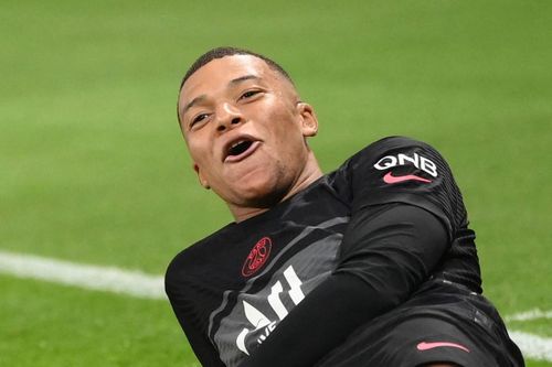 Mbappe tỏa sáng giúp PSG ngược dòng thắng Angers