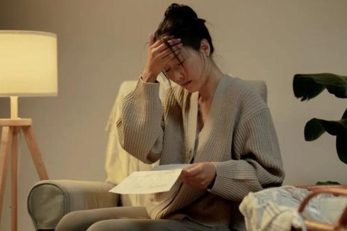 Nỗi sợ bị quấy rối của những cô gái sống một mình ở Trung Quốc