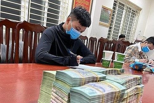 Đánh bạc trên mạng diễn biến phức tạp: Cần chế tài nghiêm khắc hơn nữa