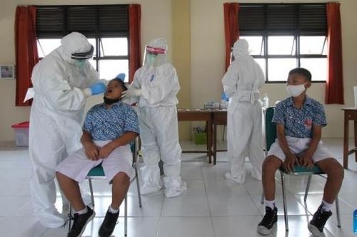 Chiến lược 6 bước của Indonesia ngăn chặn làn sóng Covid-19