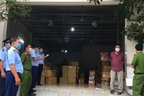 An Giang: Ngang nhiên sản xuất mỹ phẩm, se khít lỗ chân lông dù phiếu công bố đã hết hiệu lực