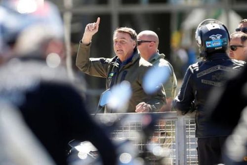 Tổng thống Brazil Bolsonaro đối mặt với 11 cáo buộc hình sự