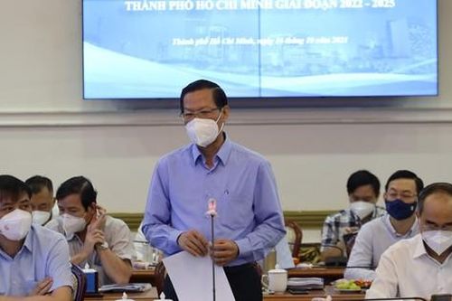 Chuyên gia hiến kế phục hồi kinh tế xã hội cho TPHCM