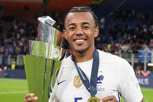 Man United âm thầm theo đuổi Kounde