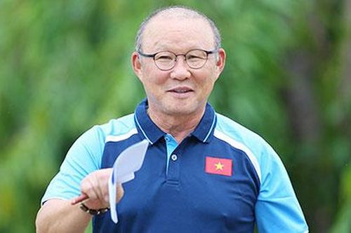 HLV Park Hang Seo thu nhập thêm gần 12 tỷ nhờ làm đại sứ nông sản