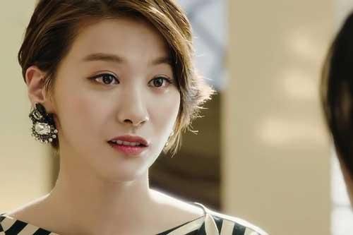 Làm gì cũng bị mẹ chồng so sánh 'dâu cũ làm tốt hơn nhiều', tôi mời đến nhà 1 người khiến bà vừa nhìn đã tái mặt