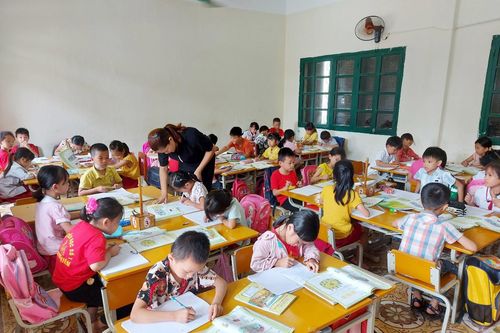 Cần khẩn trương hỗ trợ học sinh khó khăn theo Nghị quyết số 12
