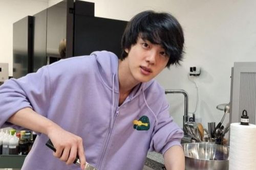 Trí tuệ và sự thông minh của Jin BTS khiến fan kinh ngạc