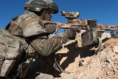 Binh sĩ Nga ra tối hậu thư cho quân đội Thổ Nhĩ Kỳ ở Bắc Syria
