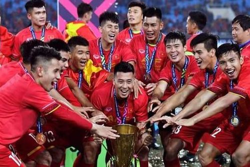 Không chỉ là bóng đá