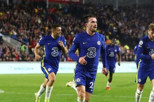 Nhọc nhằn hạ tân binh, Chelsea tái chiếm ngôi đầu