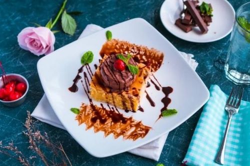 Thưởng thức ẩm thực Hy Lạp - Món ngon 'xứ sở các vị thần'