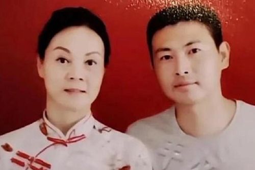 Chàng trai 30 tuổi kết hôn với người phụ nữ 56 tuổi, diện mạo sau khi cưới vợ gây bất ngờ