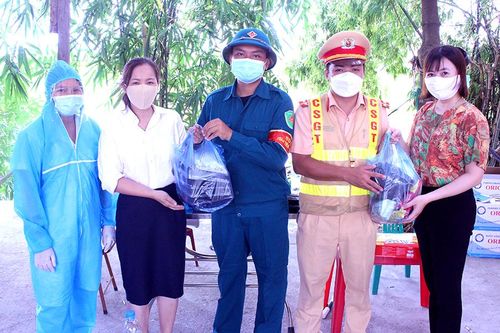 Đổi mới nội dung, phương thức hoạt động, xây dựng tổ chức Hội vững mạnh