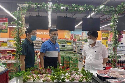 Đảm bảo cung ứng hàng hóa thiết yếu, không để xảy ra tình trạng găm hàng, tăng giá
