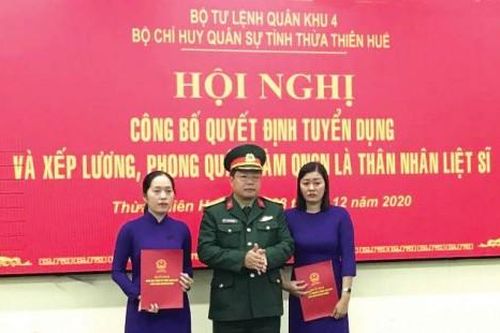 Chính trị - Xã hội Phụ nữ Chọn mạnh mẽ, chọn yêu thương