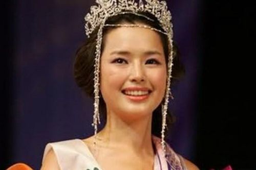 Nhan sắc 'Hoa hậu Hàn Quốc đẹp nhất thế giới' từng gây tranh cãi khi đăng quang