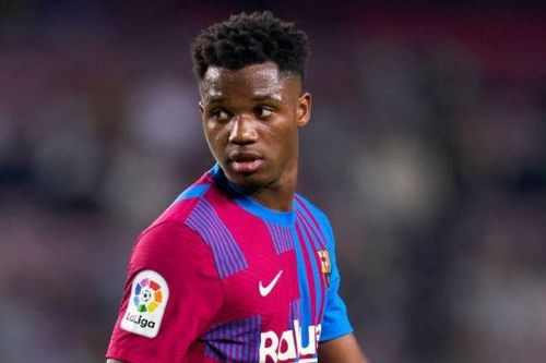 Fati tỏa sáng giúp Barca thắng ngược Valencia